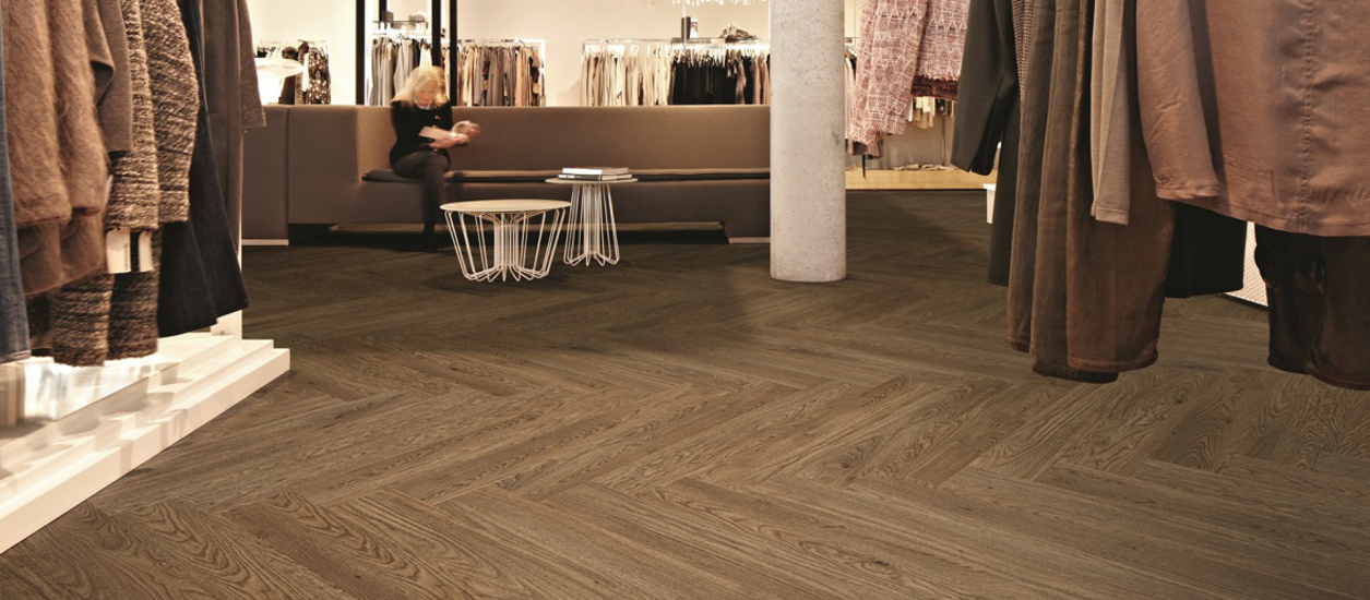 ALLURA LVT WOOD  FLOORING Glued Down Tiles