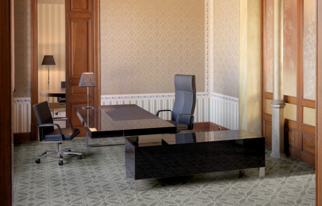  TOURING  Executive Desks OFFICE FURNITURE Movinord Products