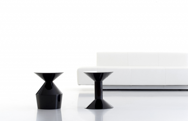  SHAPE Coffee Tables LOUNGE EXPERIENCE Movinord Products